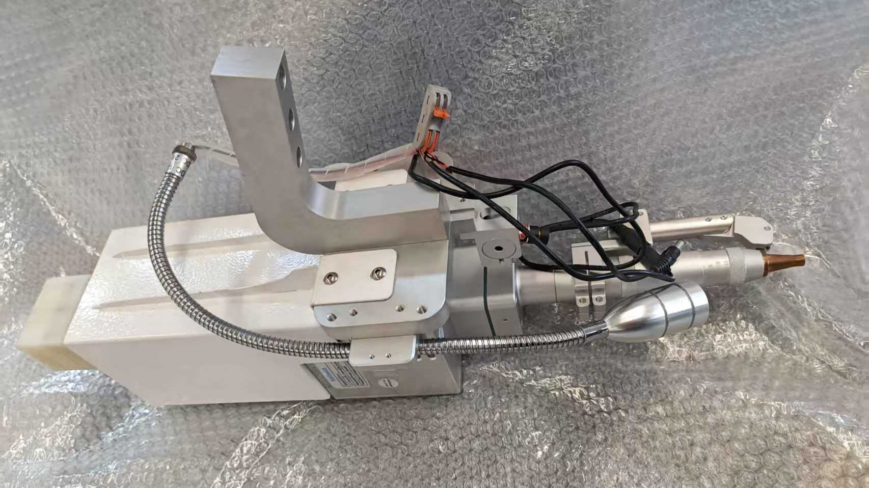 كيف قامت DATO بتكوين نظام تجريبي لللحام بالليزر Cobot لمختبر الجامعة الماليزية