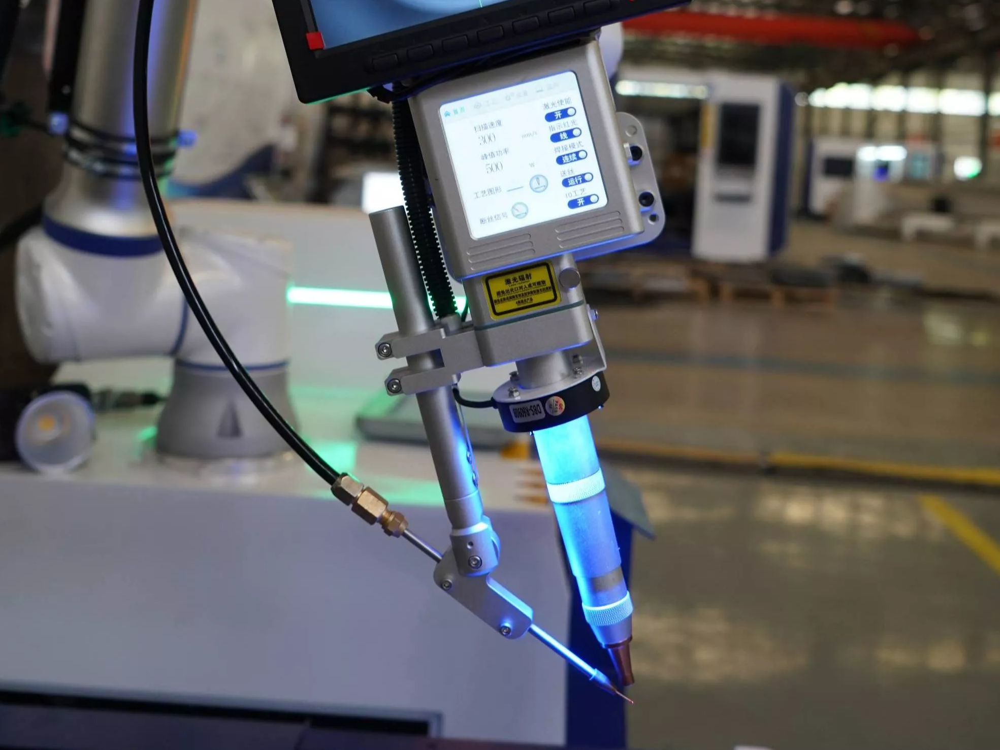 لماذا يقوم المصنعون بشراء روبوتات اللحام بالليزر خلال مبيعات DATO LASER لشهر سبتمبر 2026